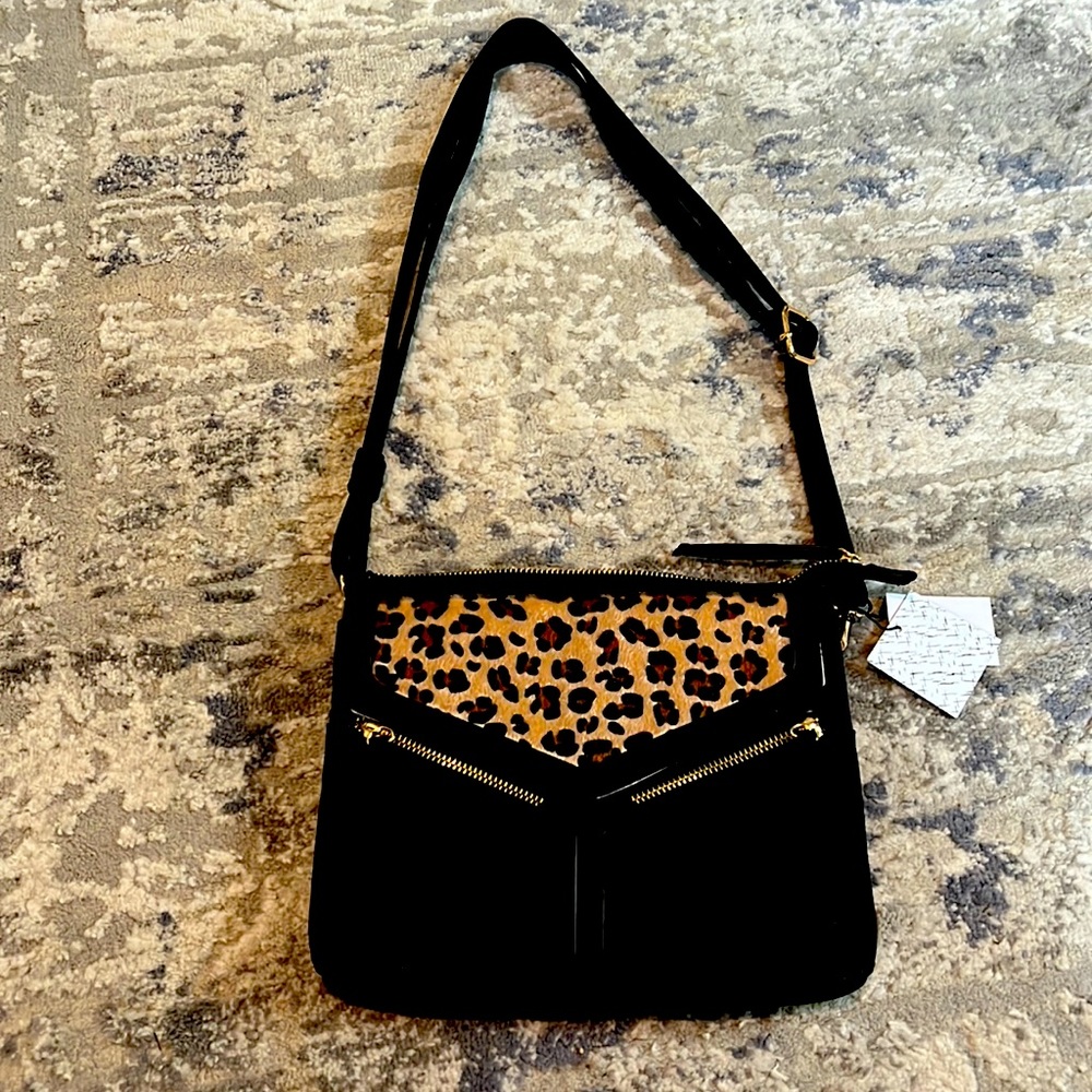 Francesca’s leopard crossbody bag